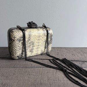 HOUSE OF HARLOW 1960 LEATHER WAY YELLOW AND BLACK SNAKE